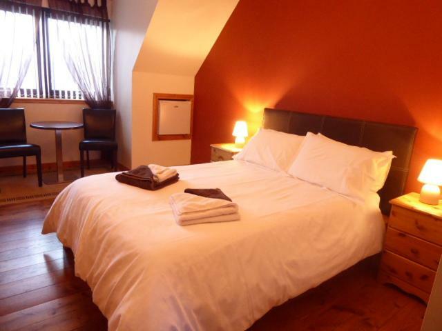 Dacama House Bed & Breakfast Ullapool Exterior photo